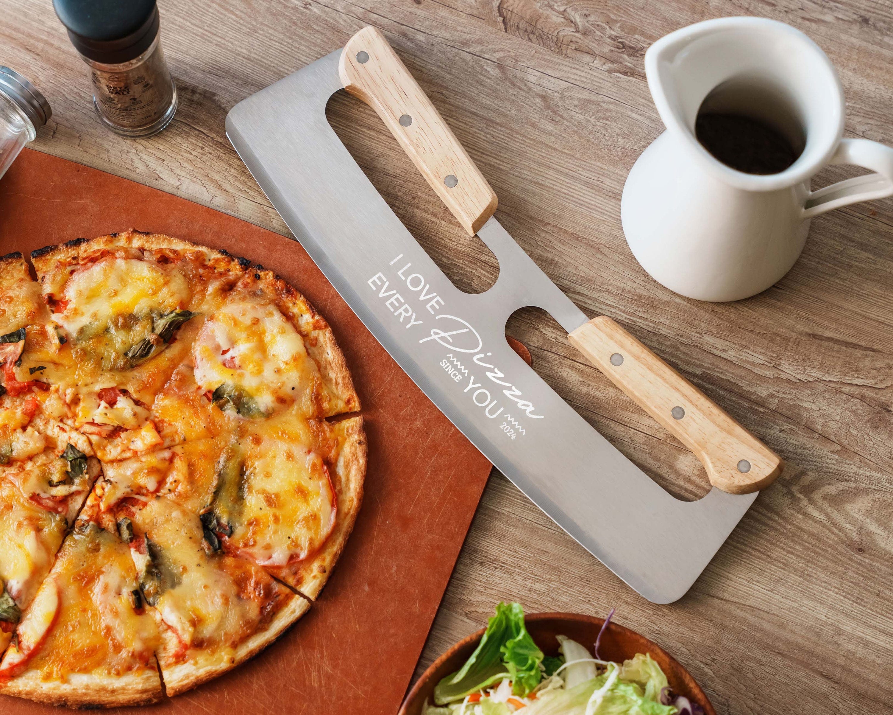 Personalized Pizza Cutter, Christmas Gifts, Housewarming Gifts, Kitchen gift for dad, New Home Gift for Couple, Unique Culinary Tools Gift